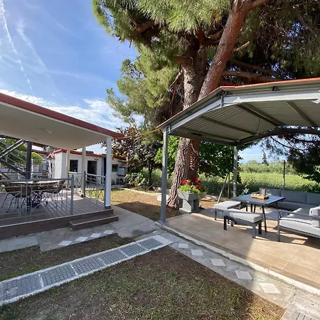 Vila Nero Nea Plagia